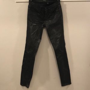 NWOT BEBE Black Vegan Snakeskin Pants Size 25